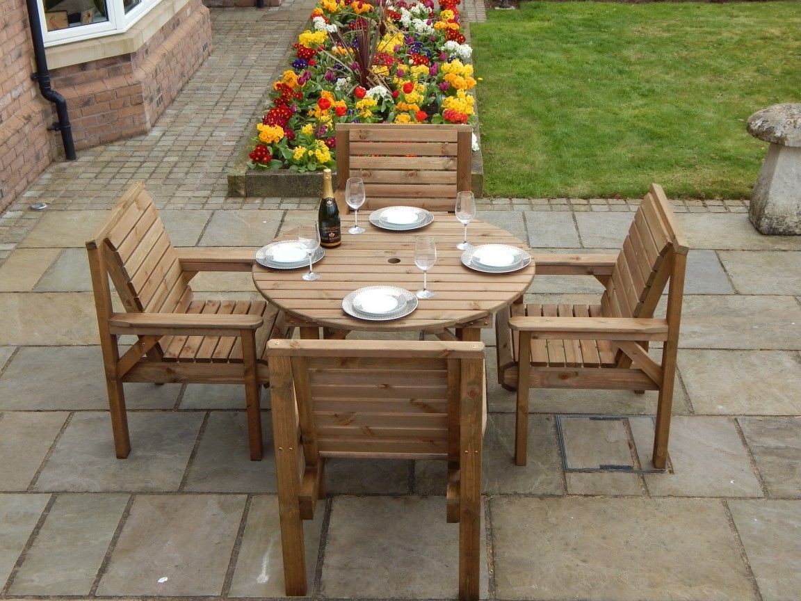1.2M-ROUND-TABLE-WITH-4-CHAIRS-c3b660c6